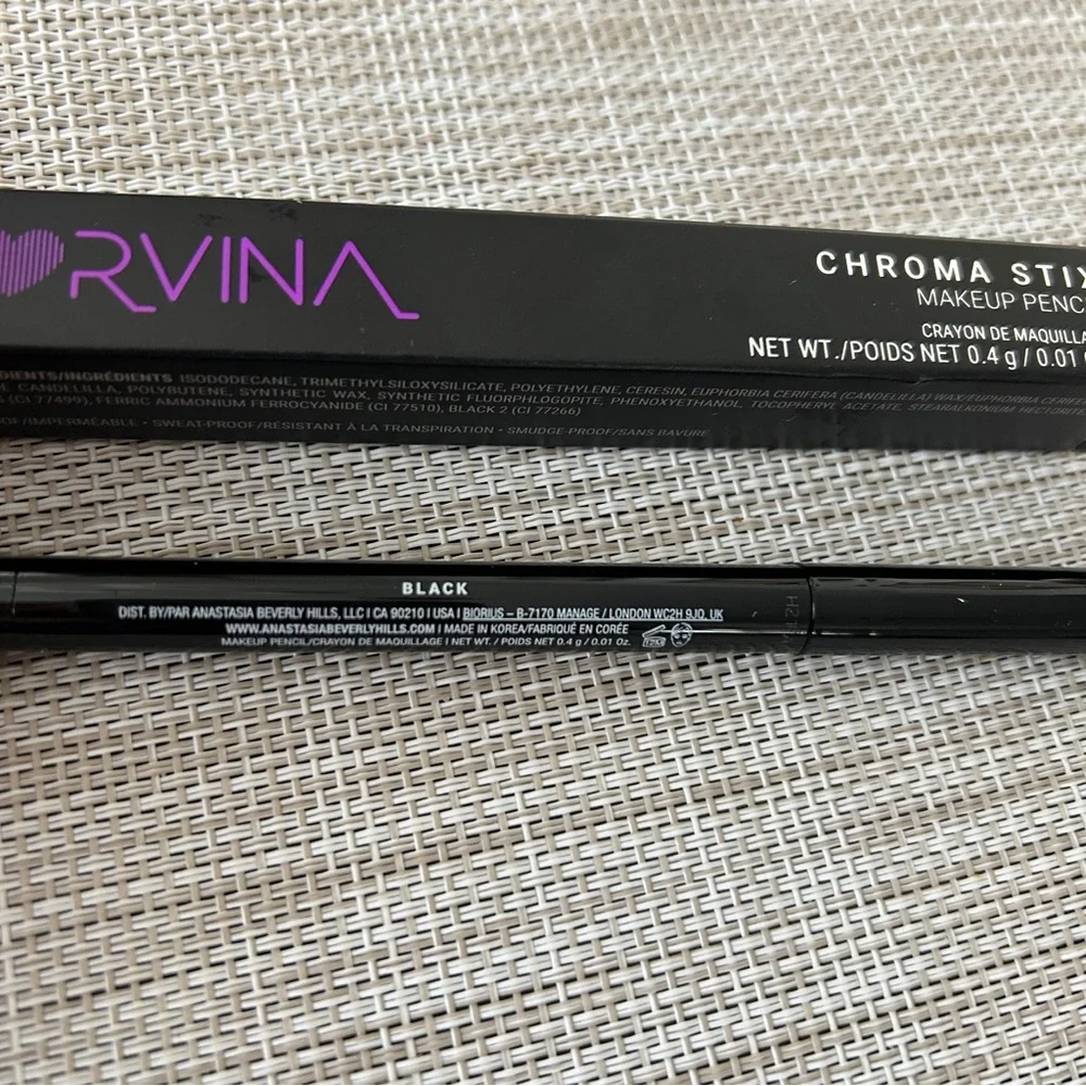 NEW Anastasia of Beverly Hills Norvina Chroma stix makeup pencil BLACK!